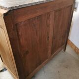 Chest of drawers in wooden foot mustache