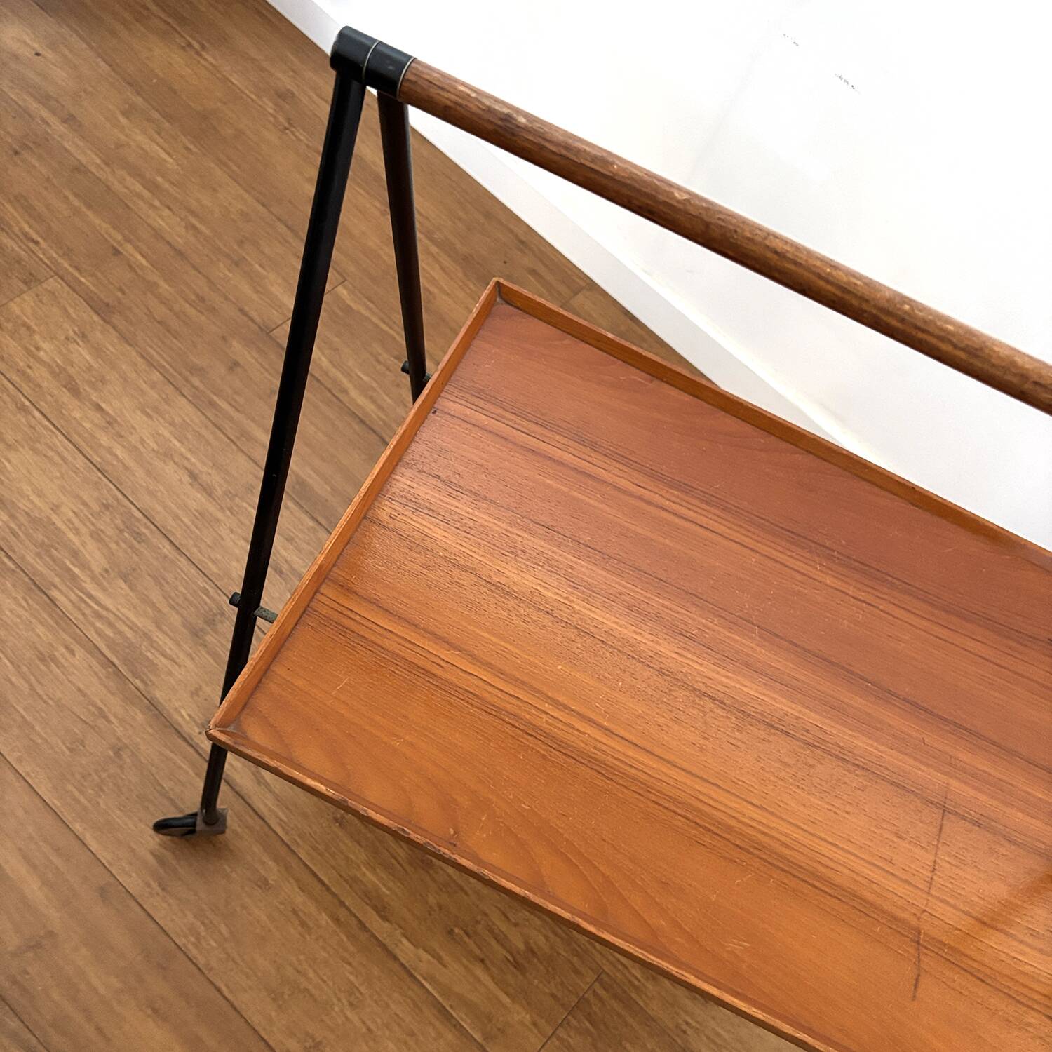 Folding Scandinavian dessert trolley