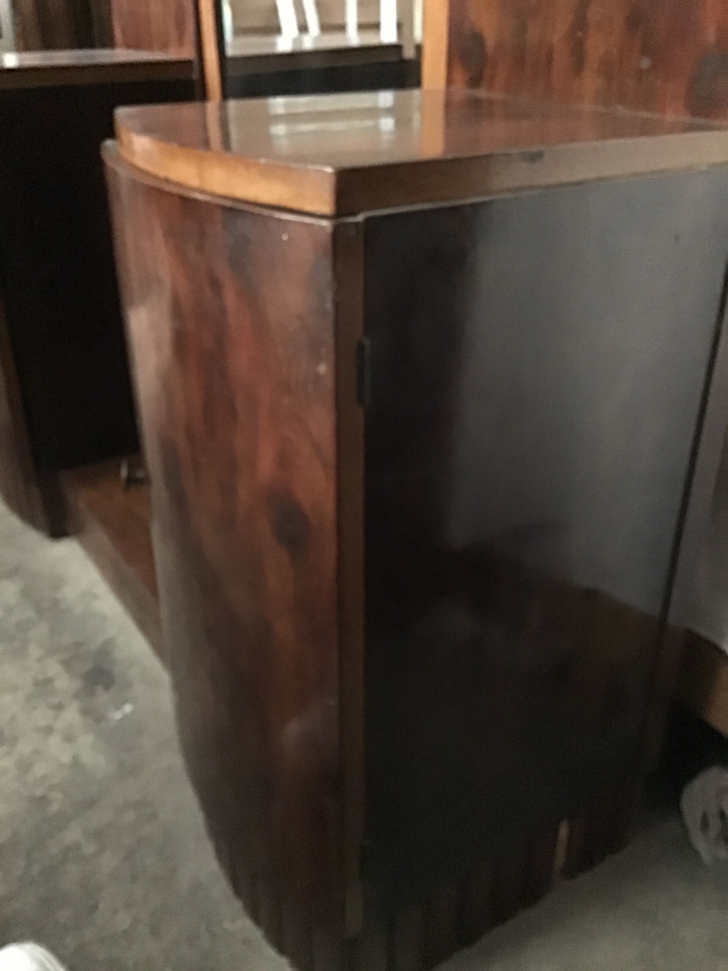 Art Deco psyche hairdresser