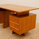 Immense bureau tchécoslovaque entièrement rénové, années 1970, Europe centrale