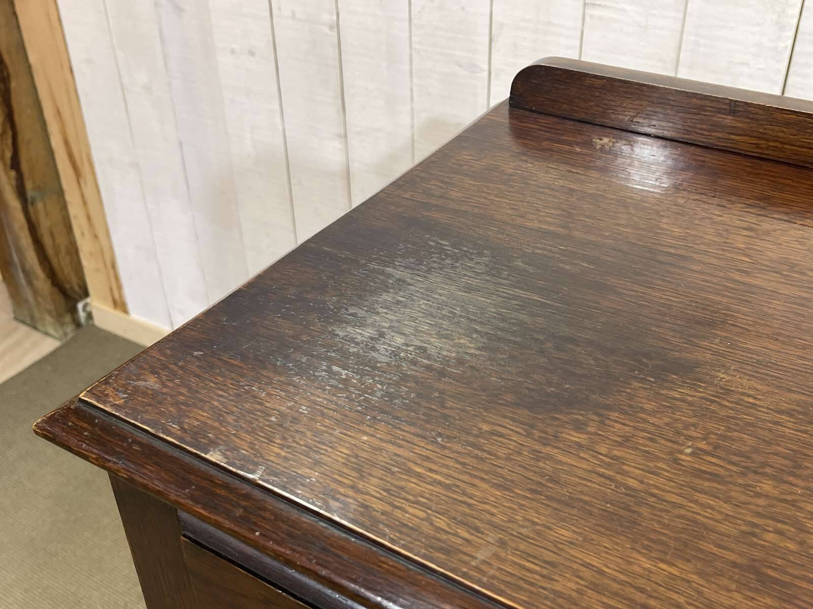 1930s English oak chest of drawers