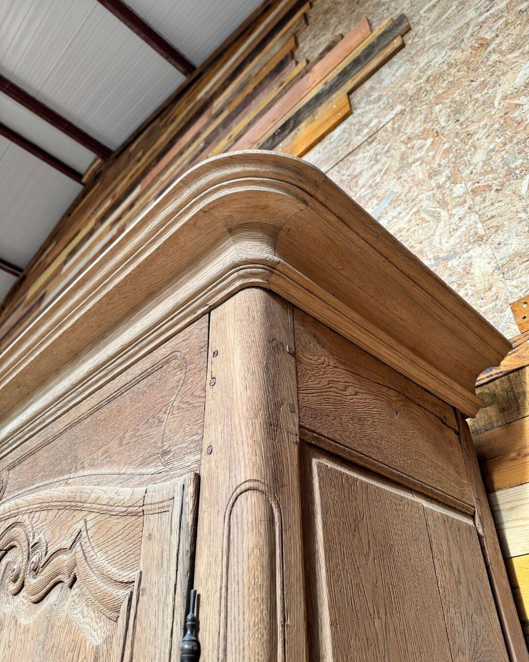 Armoire ancienne aérogommée