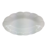White artisanal ravier with chamfered edge