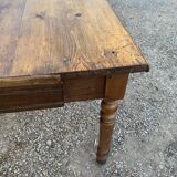 Farm table