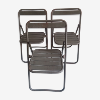 Lot de 3 chaises pliantes en metal militaire vintage kaki