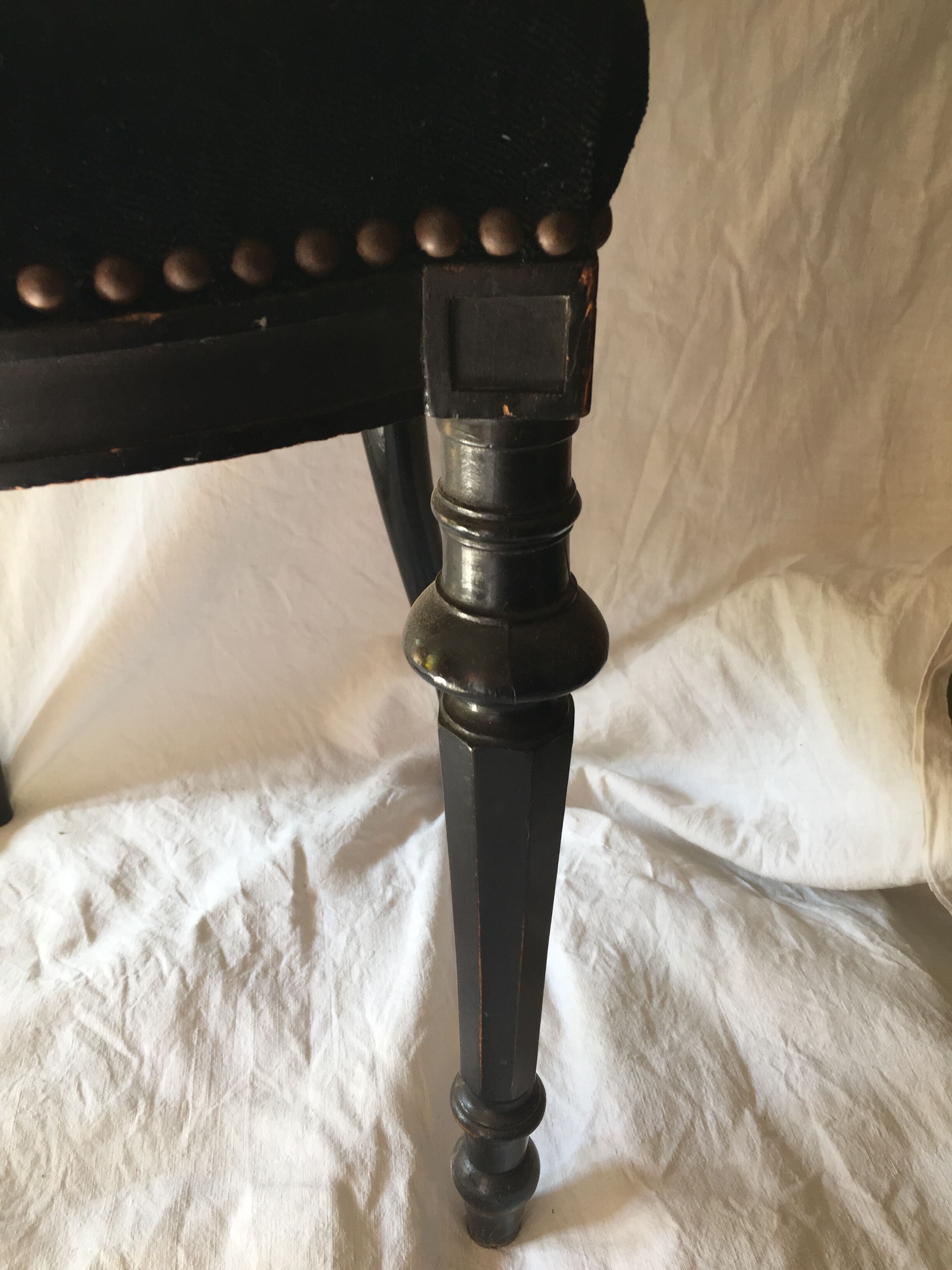 Napoleon III style chair