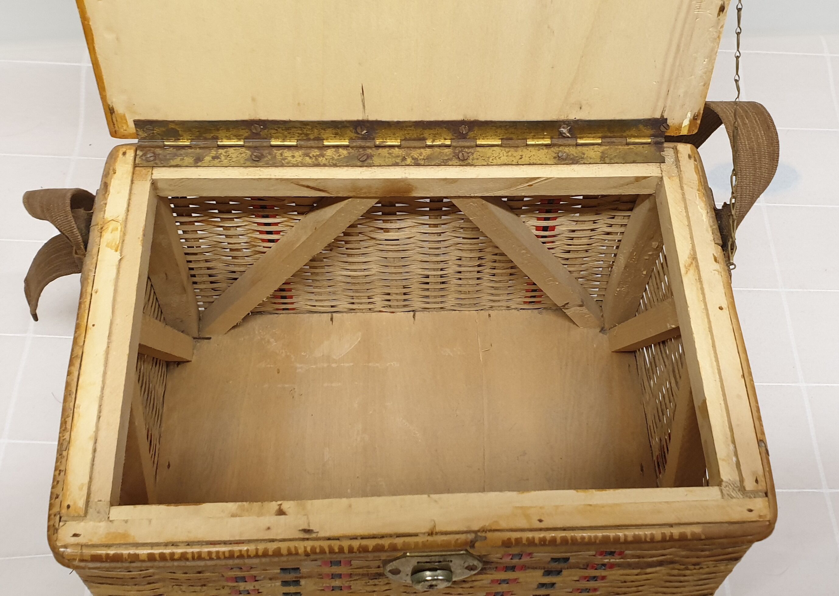 Wicker fishing stool, fisherman's seat chest