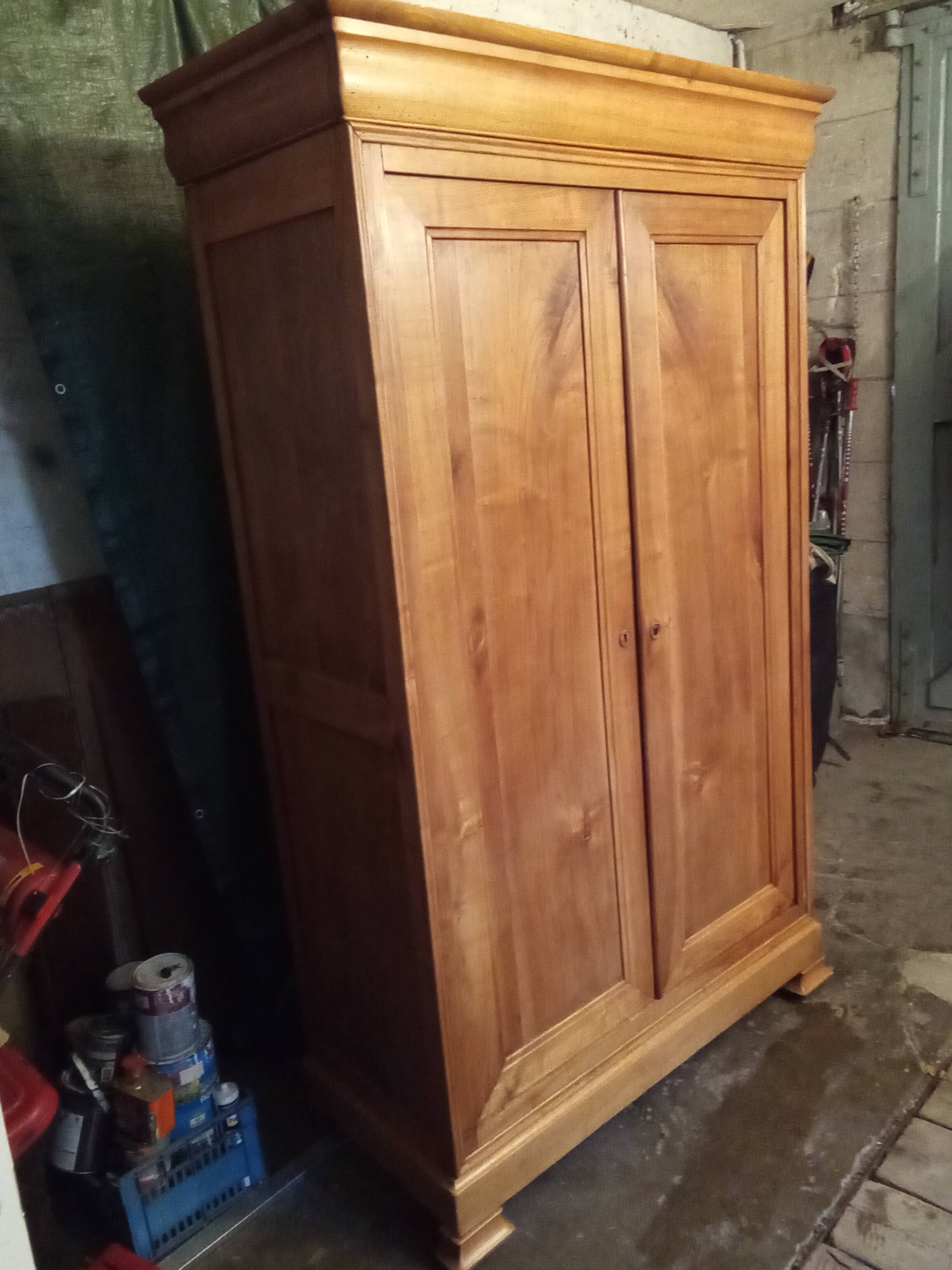 Armoire Louis Philippe ancienne
