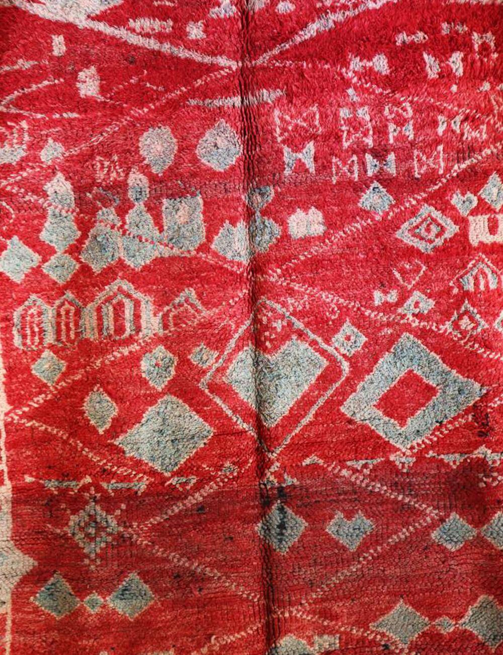 Vintage Moroccan Rug - 365 x 213 cm