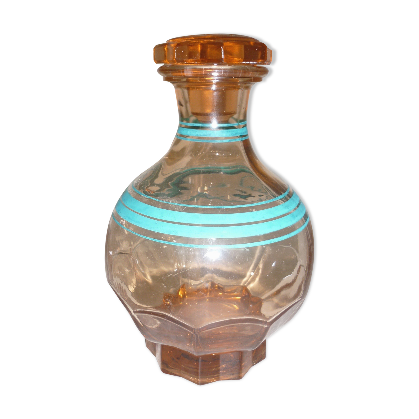 Art Deco carafe in pink transparent glass with cap