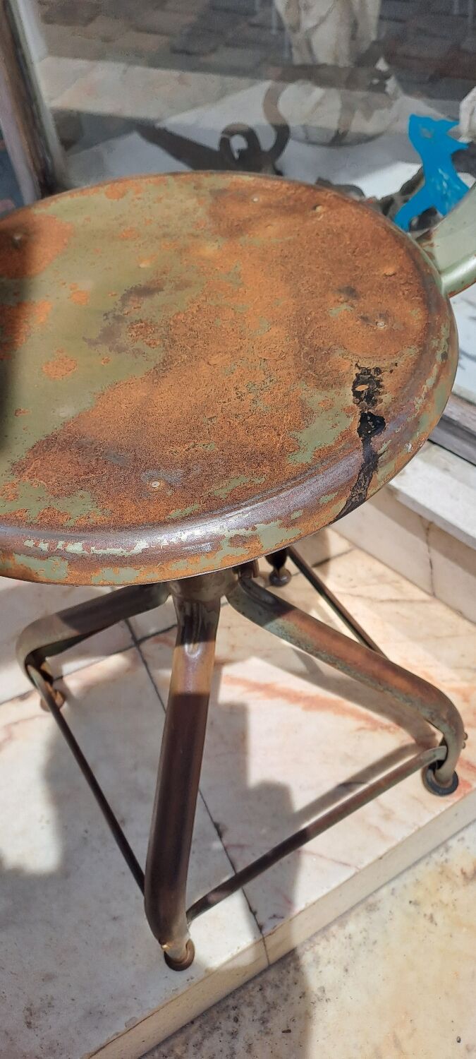 Chair Nicolle industrial design