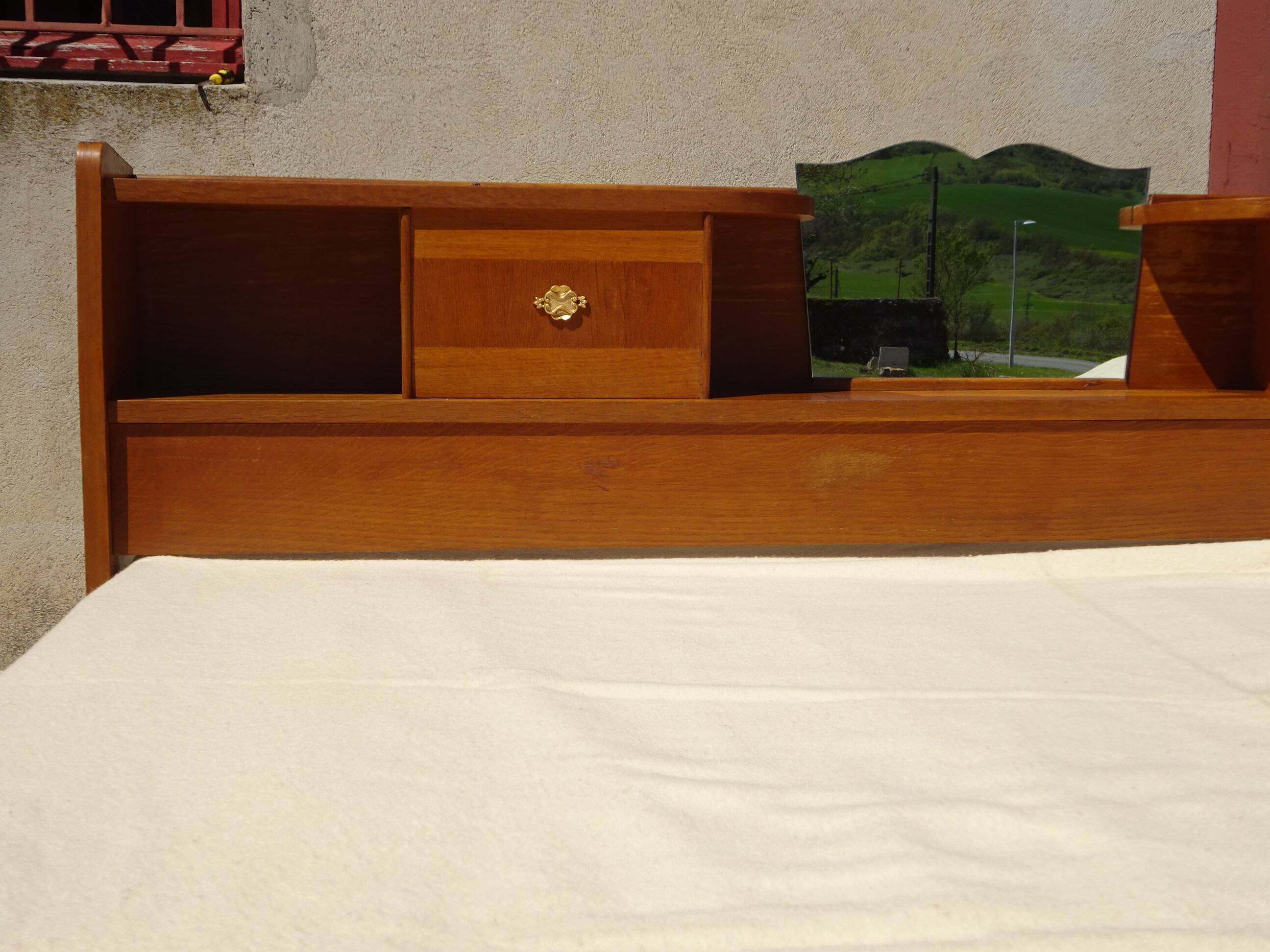 Old cosy and Art Deco headboard