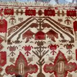 Caucasian Vintage/Antique carpet 135x88cm.
