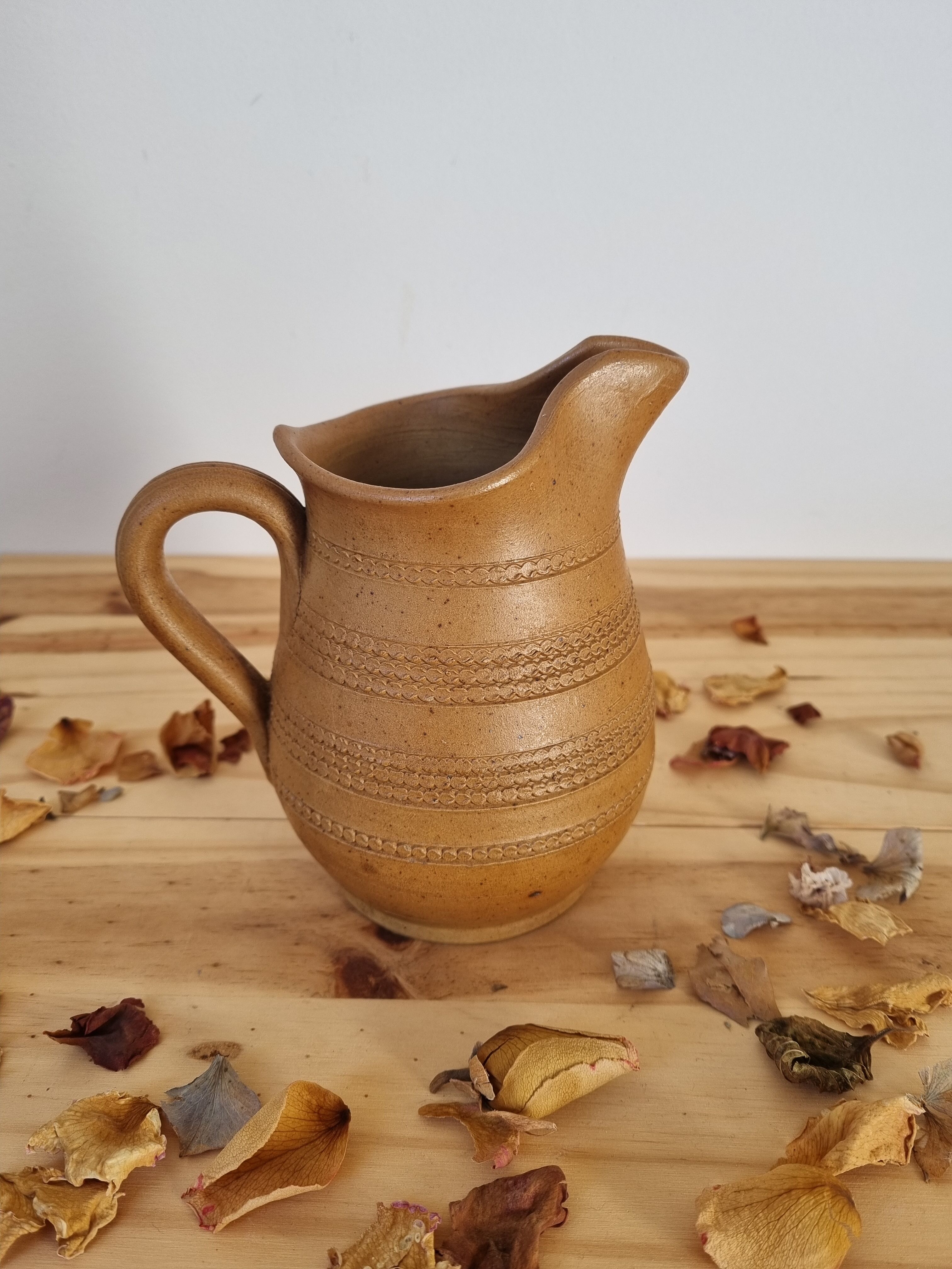 Pair of pitchers carafes vase stoneware