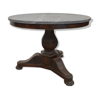 Round table in wood and marble