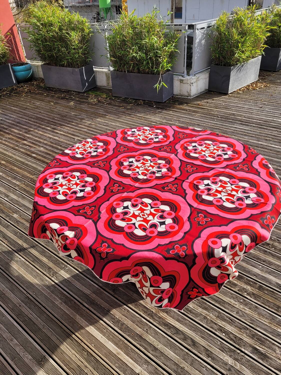 Nappe 137x130cm en tissu imprimé vintage