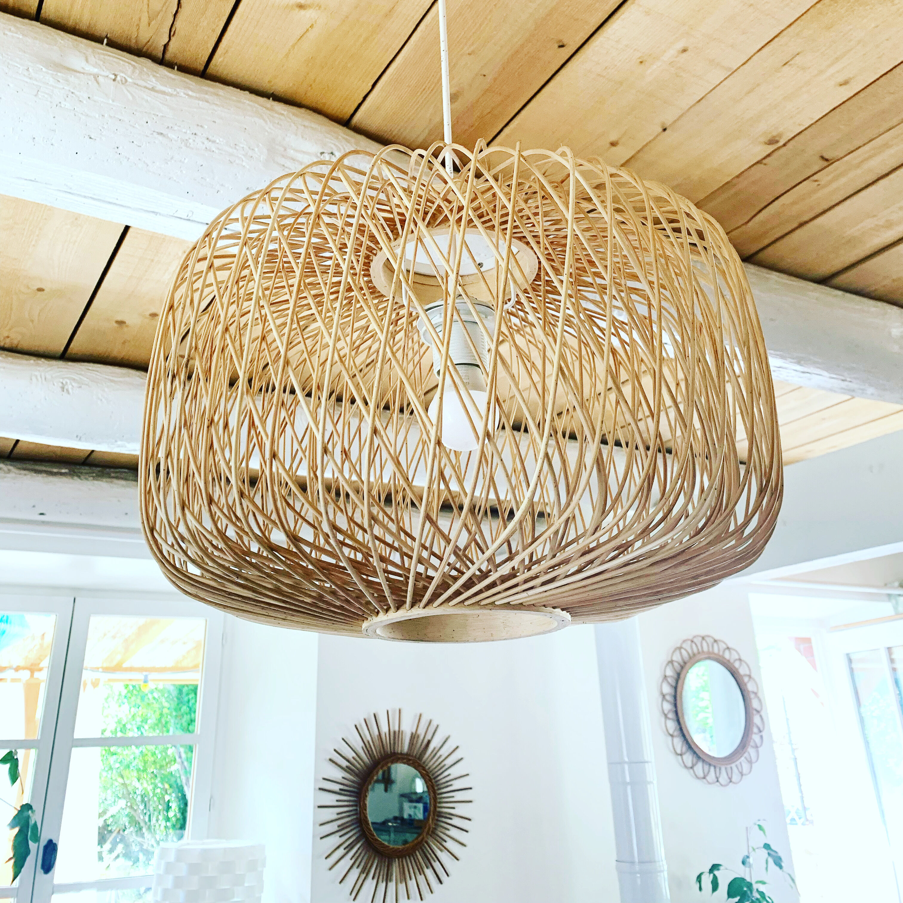 Openwork wicker hanging lamp