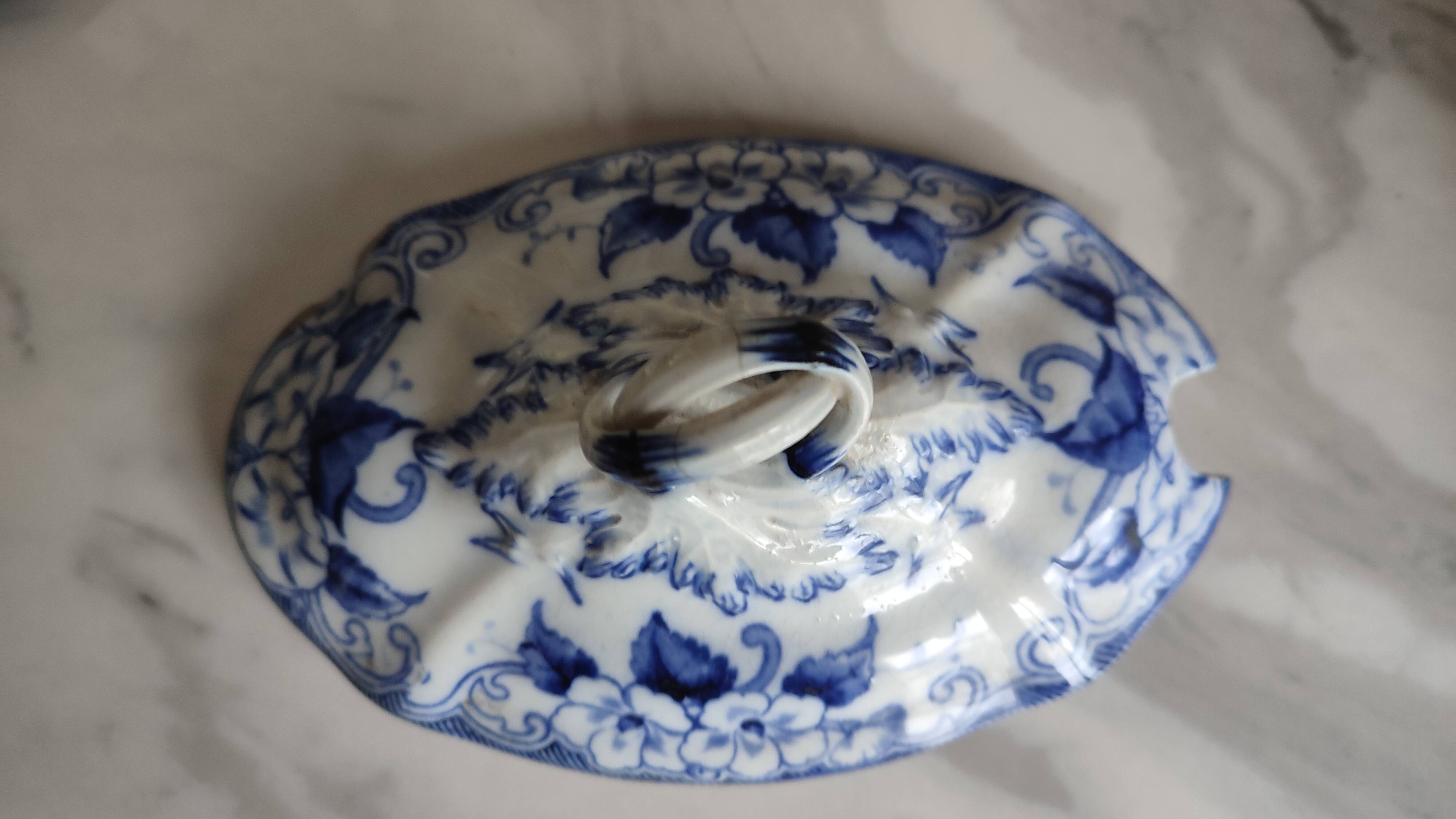 Antique sauceboat signed Creil et Montereau, Flora LM et Cie