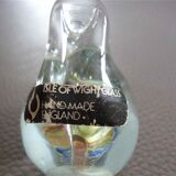Isle of Wight glass paperweight bird