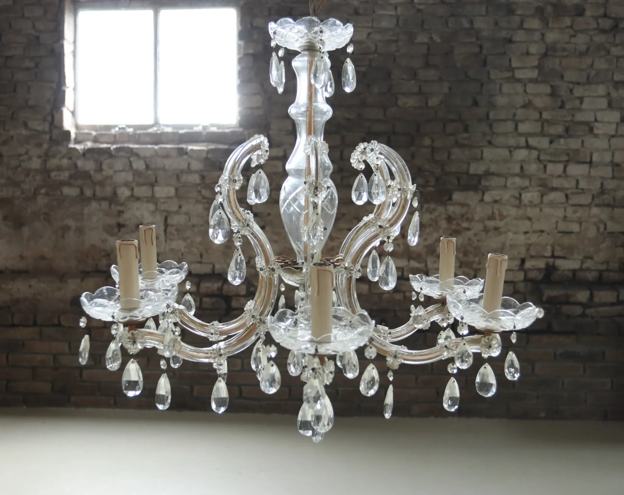 Maria Theresa crystal chandelier with high scrolls, 5 lights, mid-20th c.