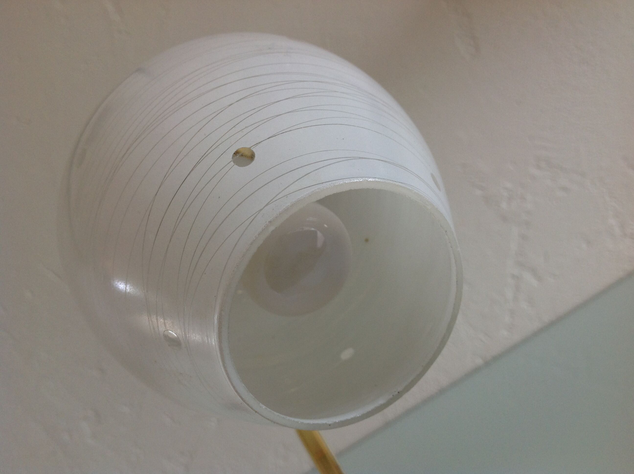 Bedside lamp brass and opaline / vintage 50s-60s