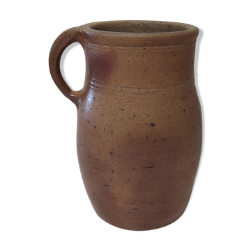 Pitcher pitcher carafe in stoneware