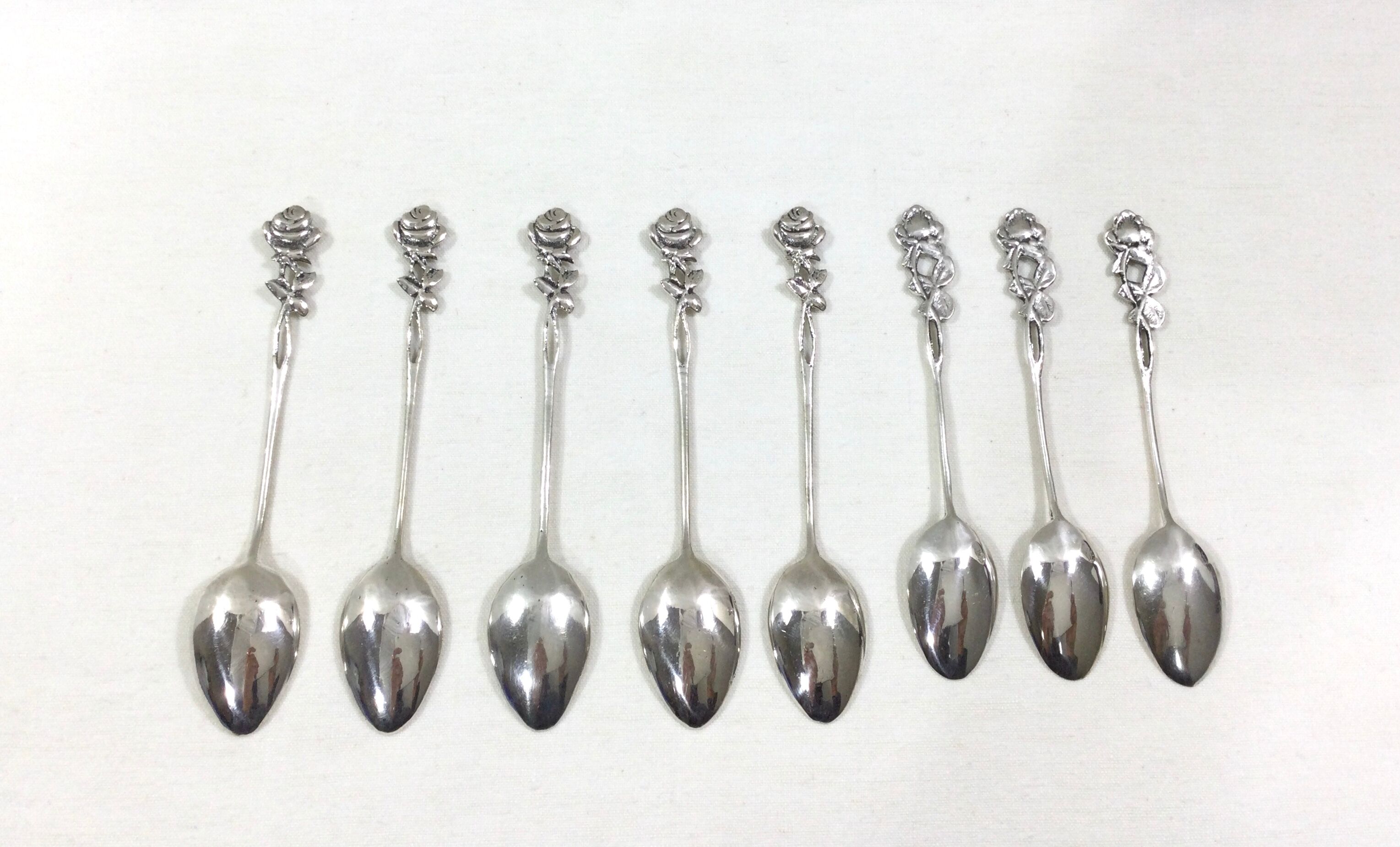 Set of 8 art nouveau silver spoons