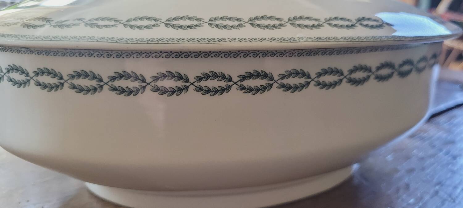 Sarreguemines iron earth tureen