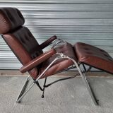 LAMA Vintage Relaxing Lounge Chair in Very Good Condition