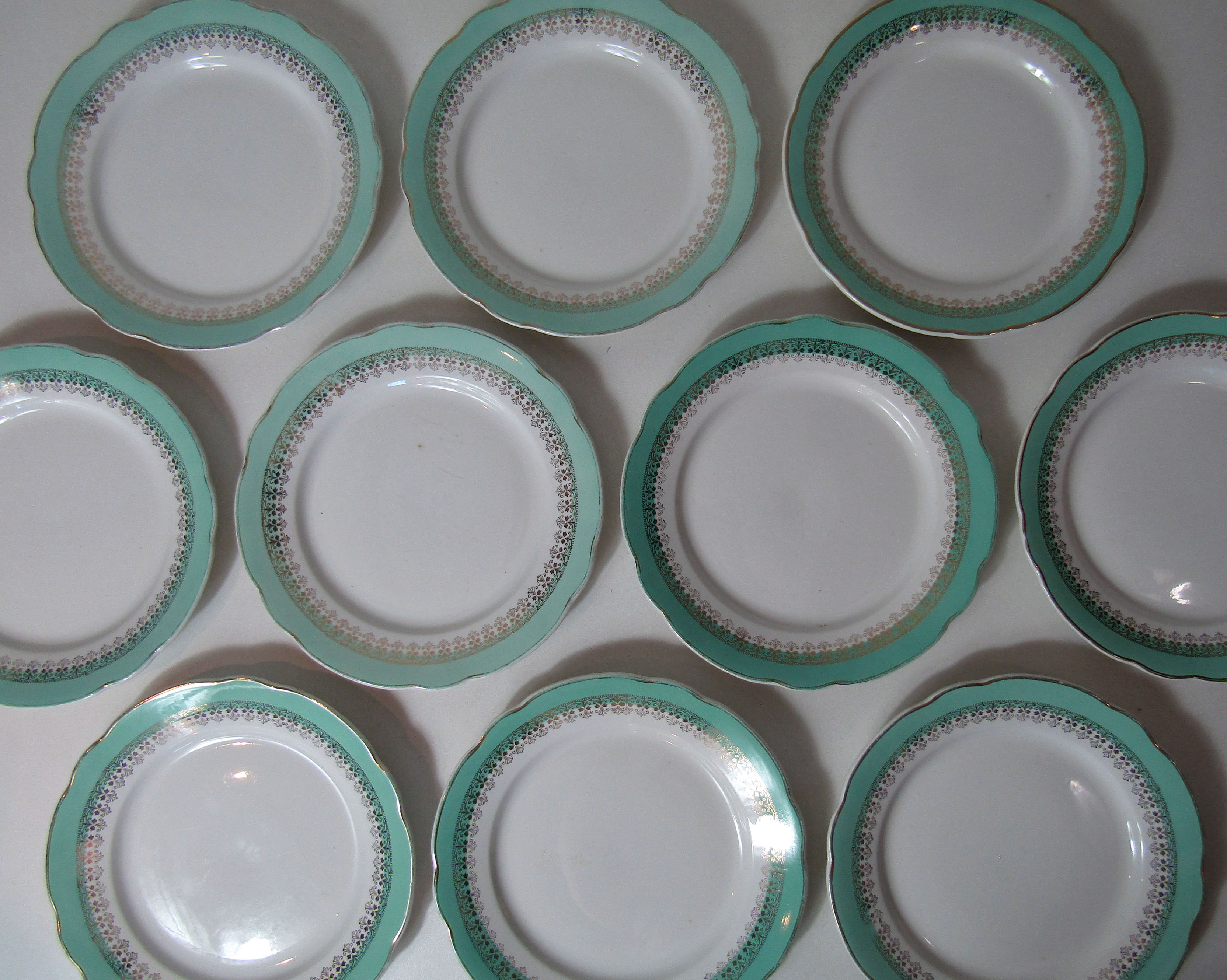 10 flat plates Digoin Sarreguemines mint gold