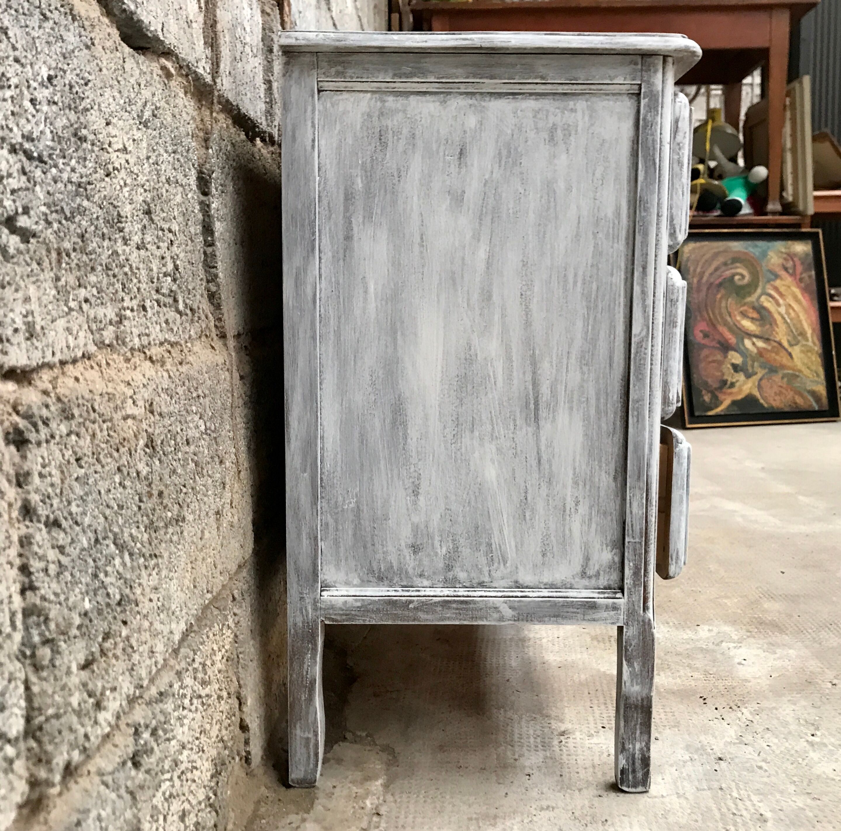 Commode en bois blanche et grise patinée vintage années 70