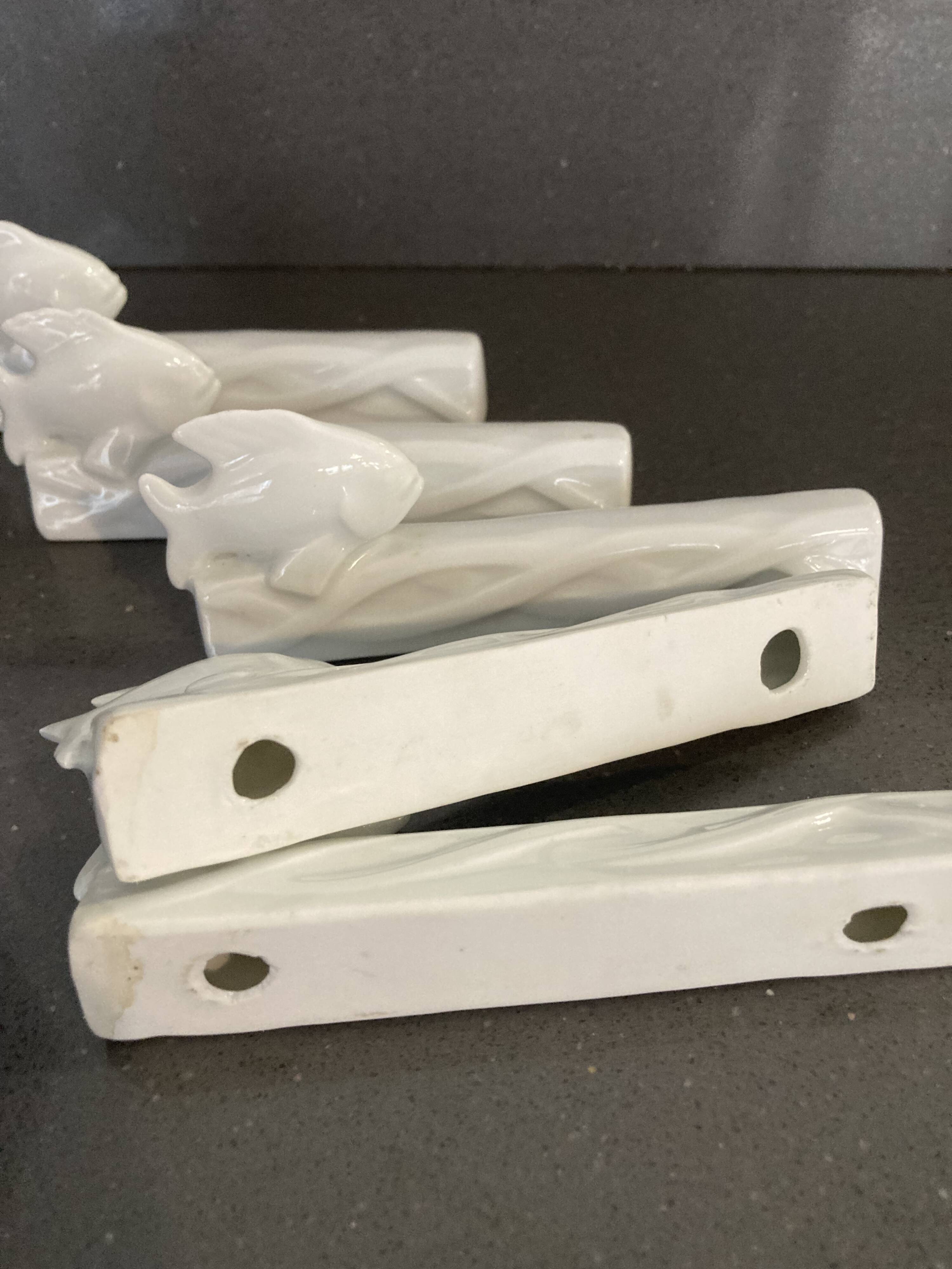 Set of 6 porcelain fish knife holders