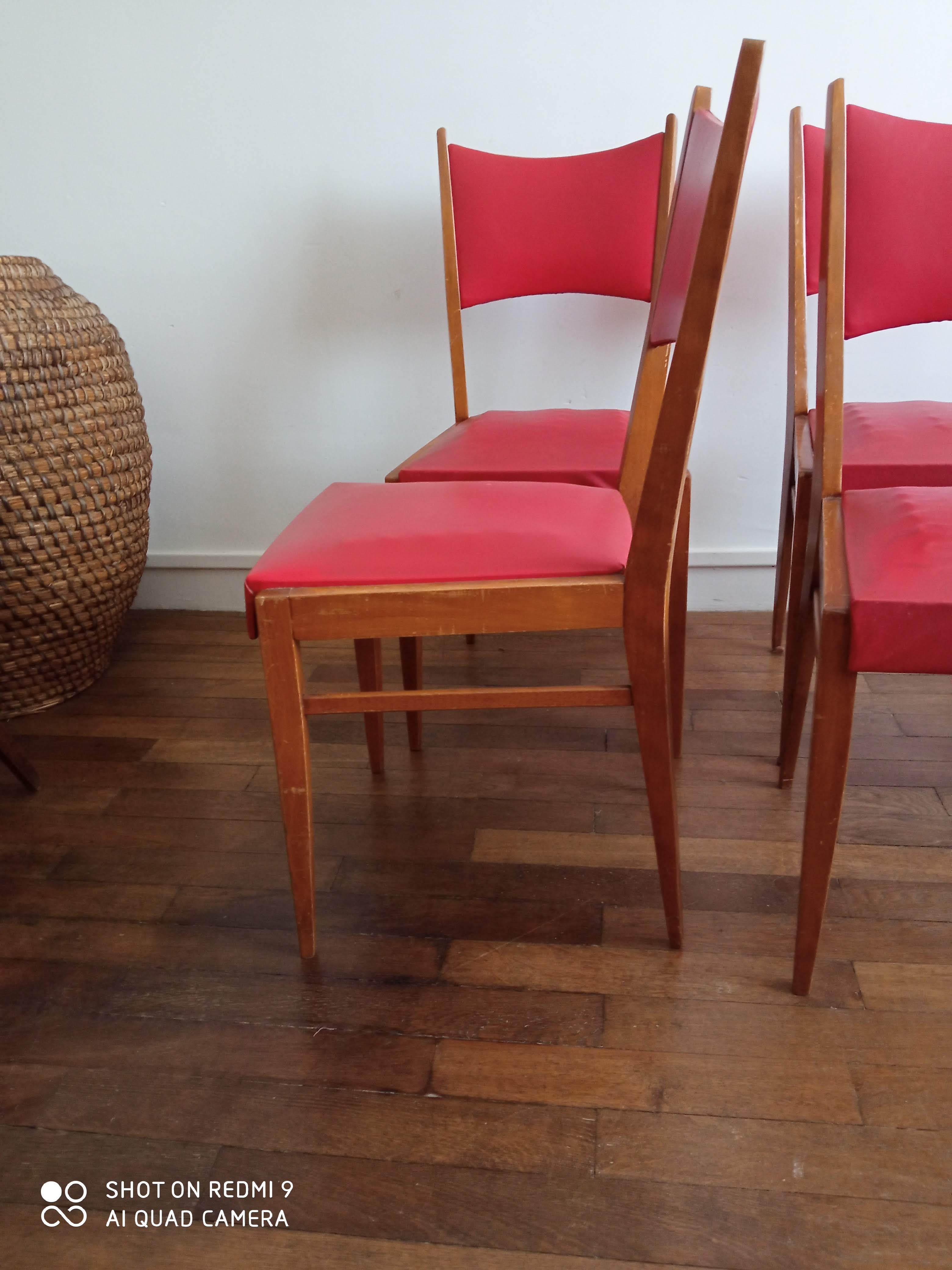 4 chaises années 50 en bois et skaï