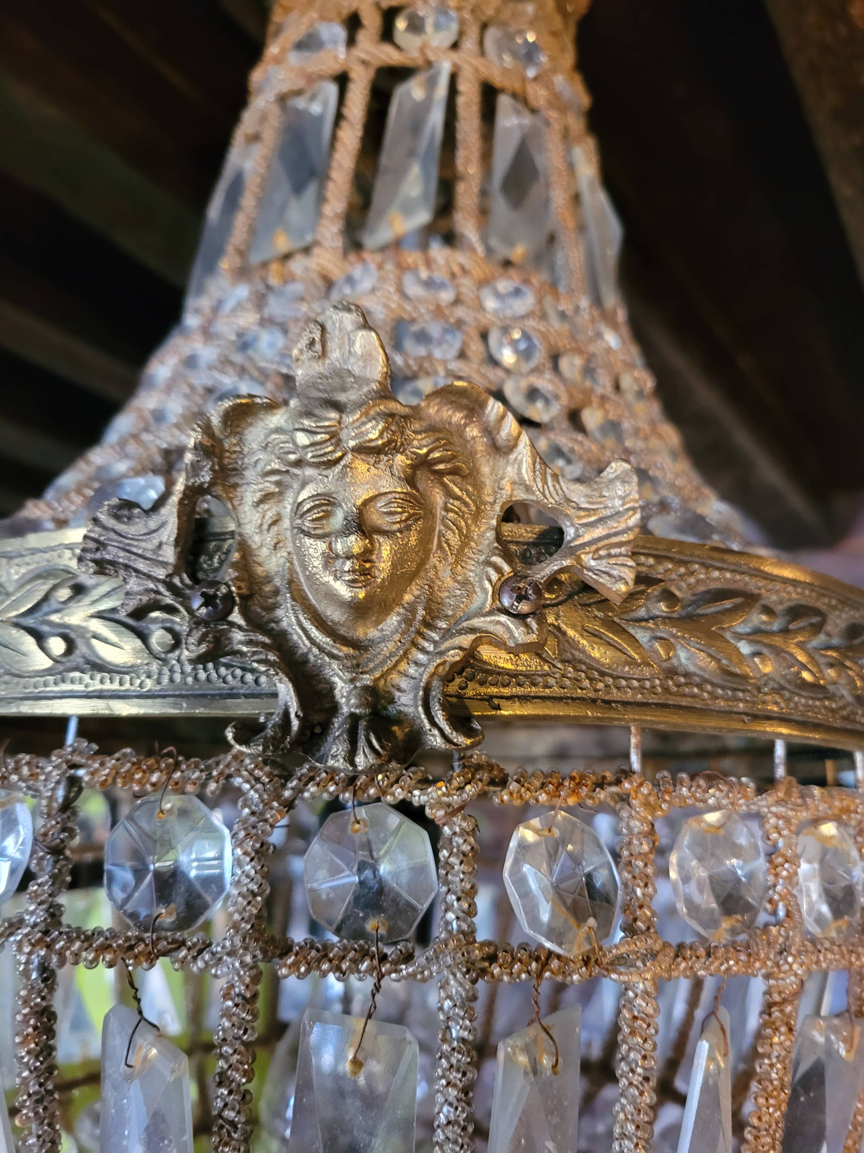 Old balloon chandelier in very good condition