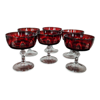 Anciens verres en cristal sur pied coupe à champagne,