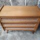 Commode vintage en rotin pieds compas
