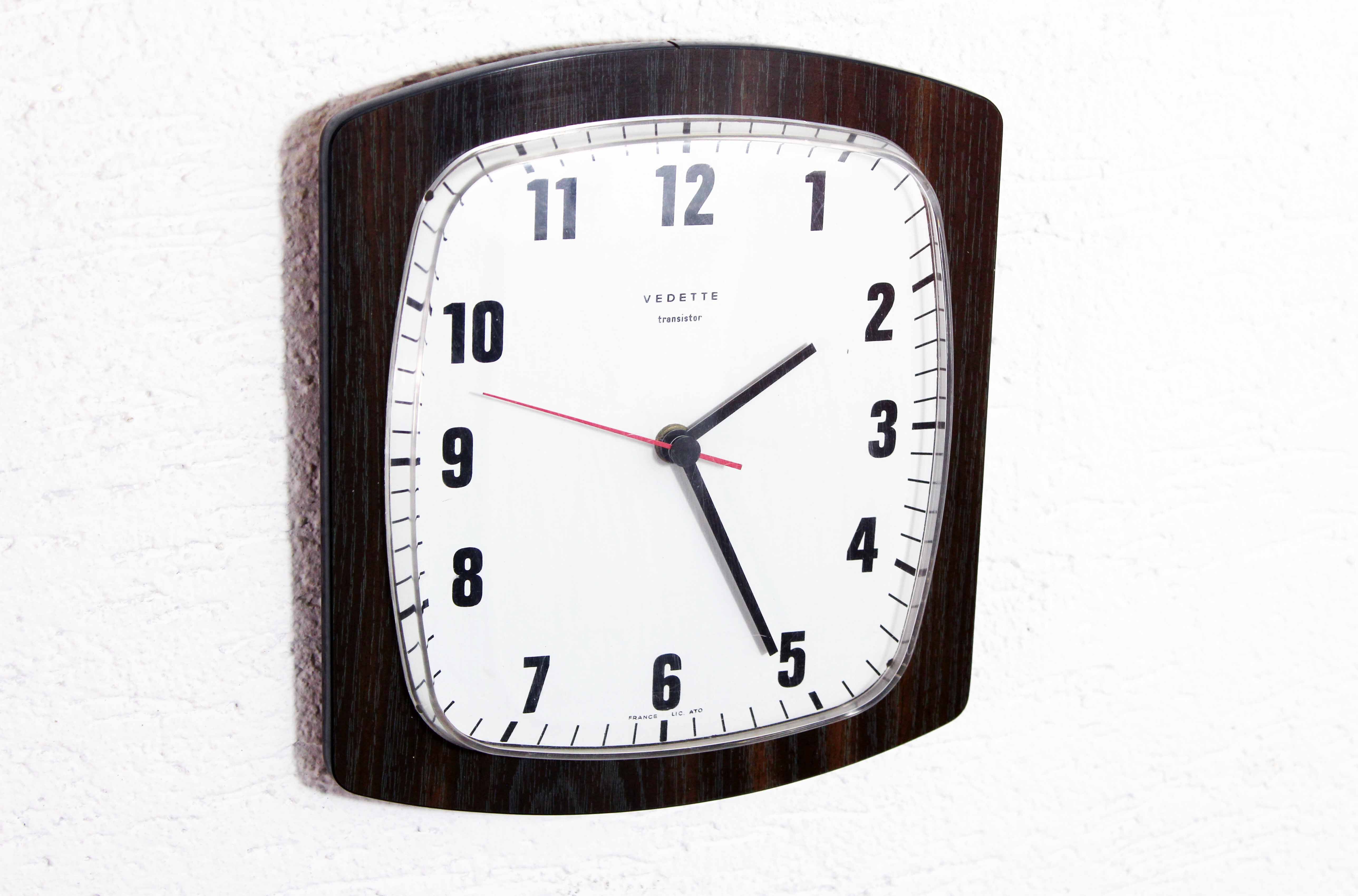 Wall clock Vedette