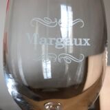 Wine glasses with engraved appellations