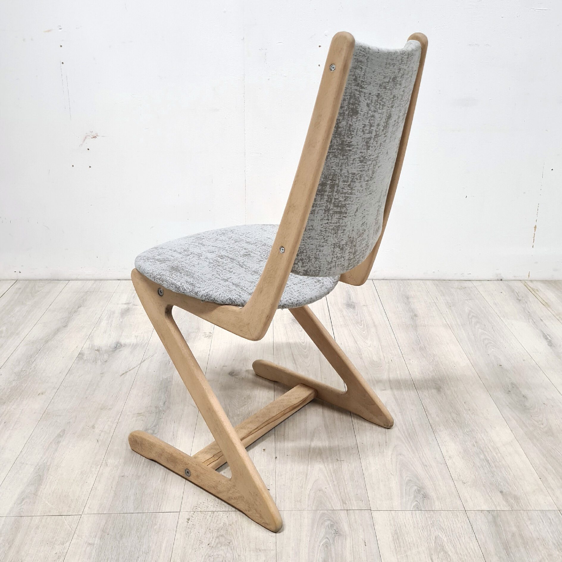 Restored mid century Kangaroo chair, 1960s