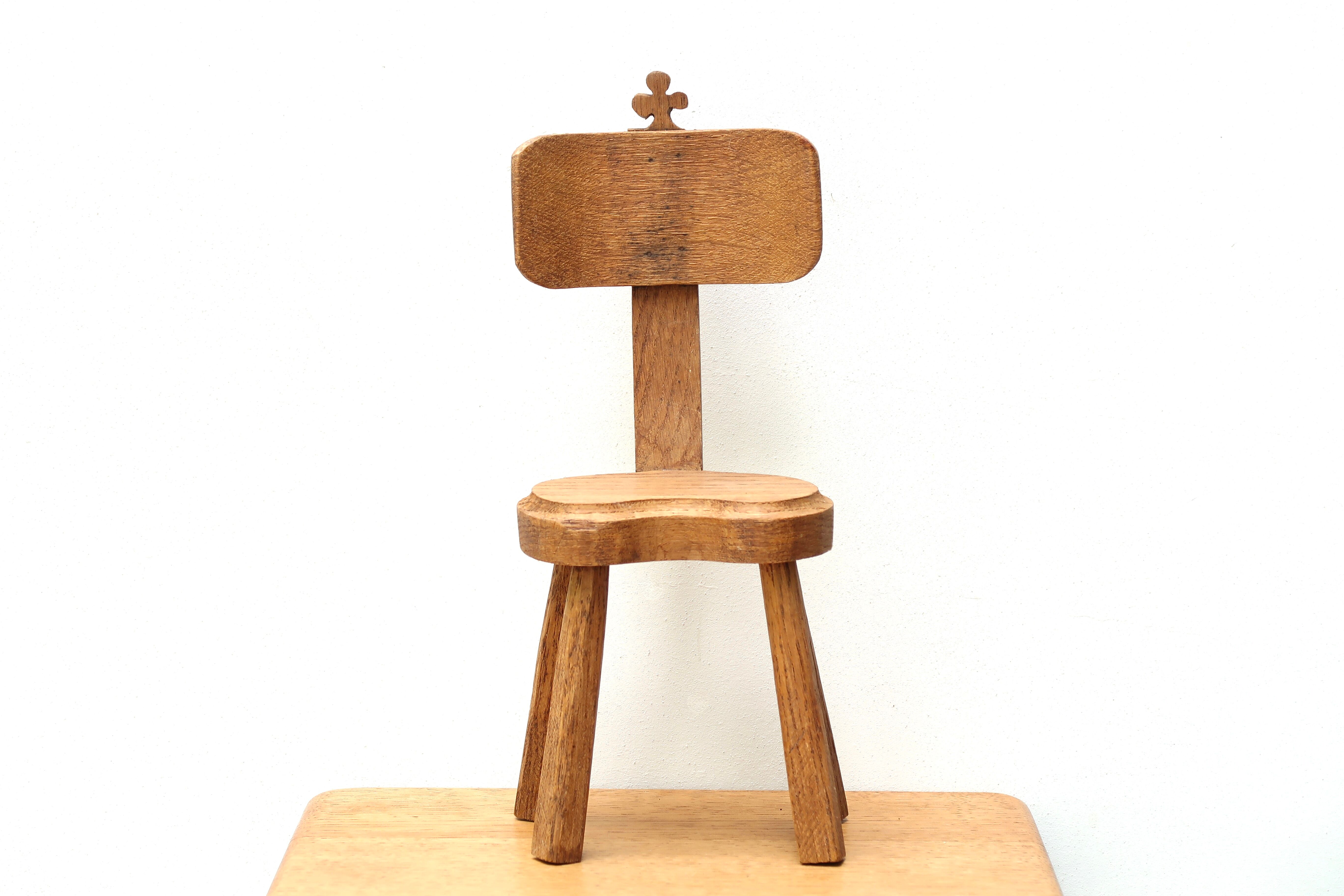 Chaise pour poupée en bois, années 50