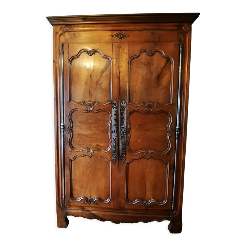 Armoire bretonne fin 17 ème siècle Selency