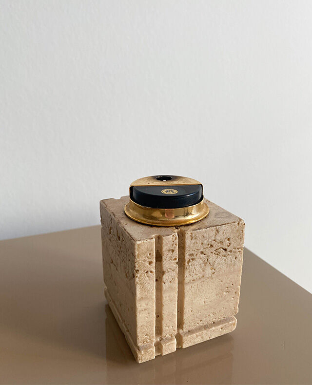 Travertine table lighter