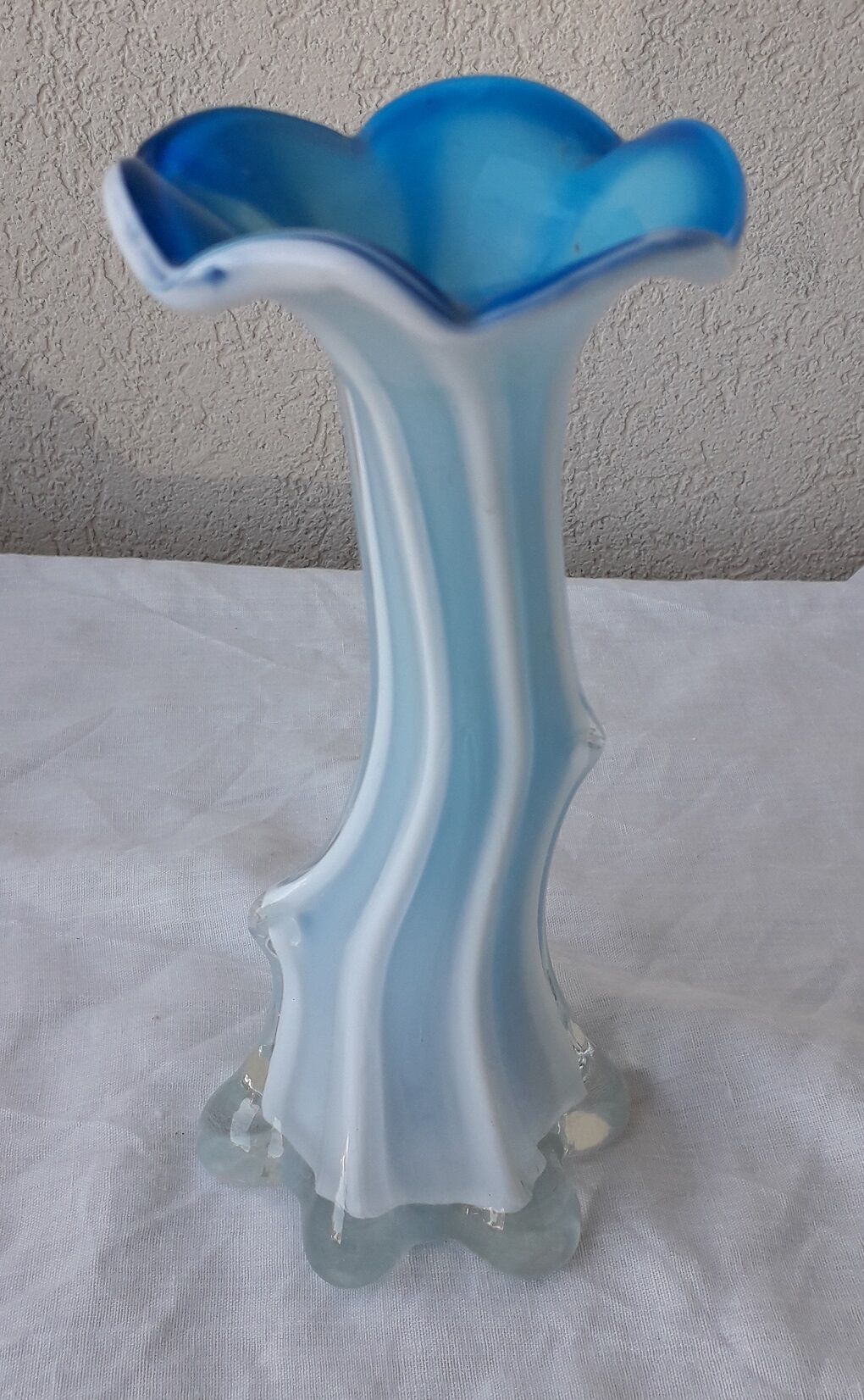 Glass vase