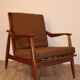 Fauteuil scandinave en teck vers 1960