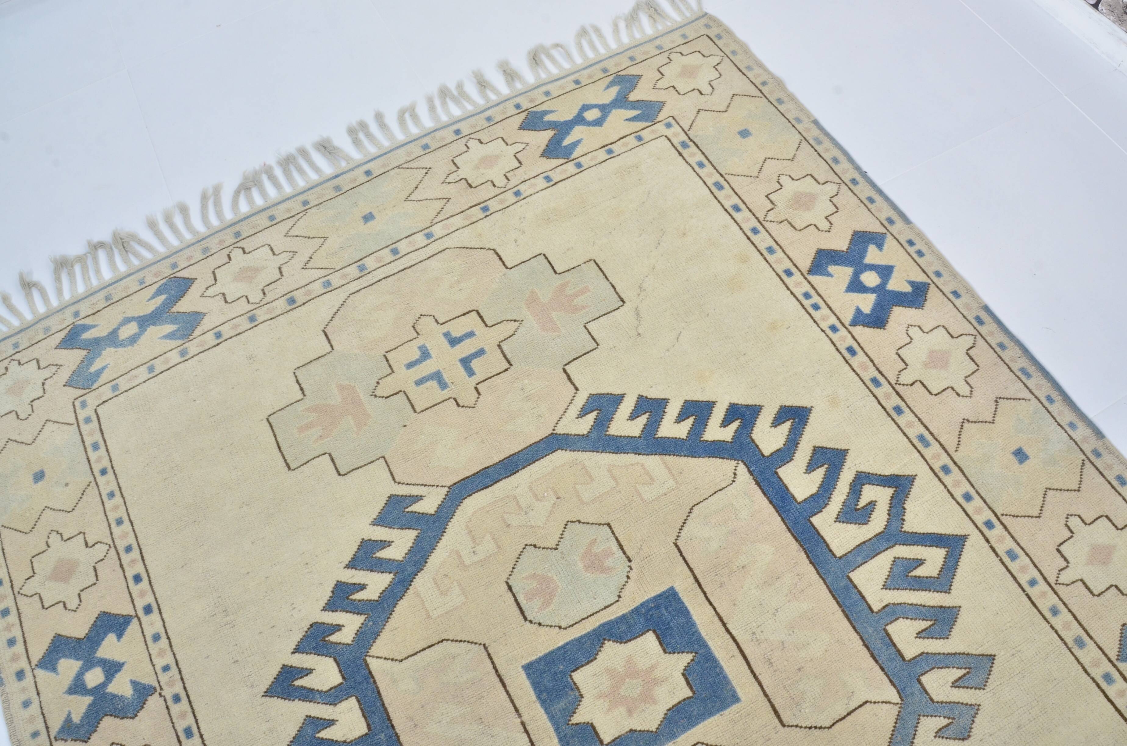 Neutral Bohemian Oushak Rug sku 3599