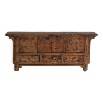 Buffet bas en orme à quatre portes et trois tiroirs – Chine, vers 1930