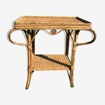 Table in bamboo and rattan