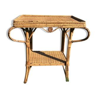 Table in bamboo and rattan