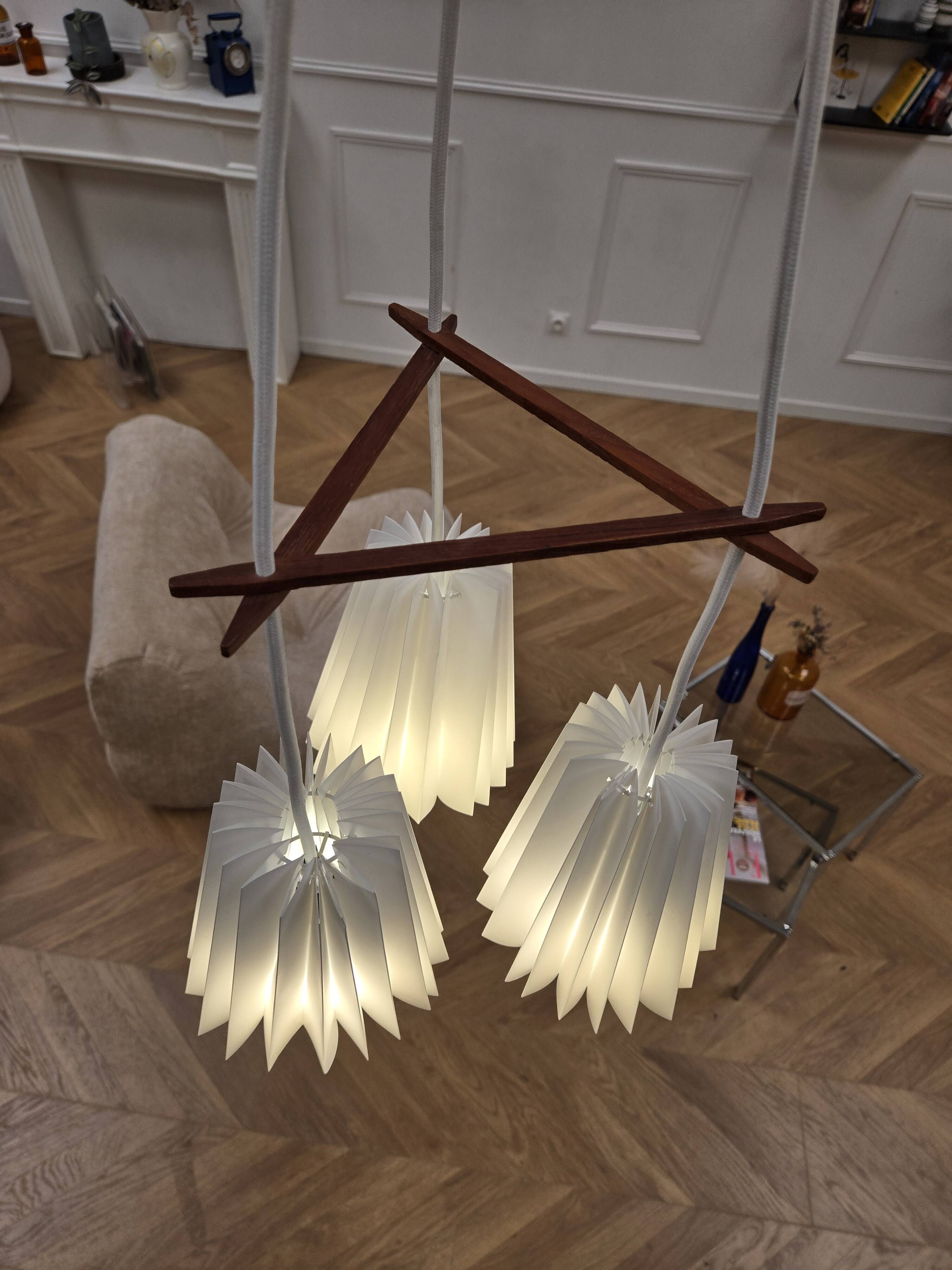 Scandinavian three-light suspension