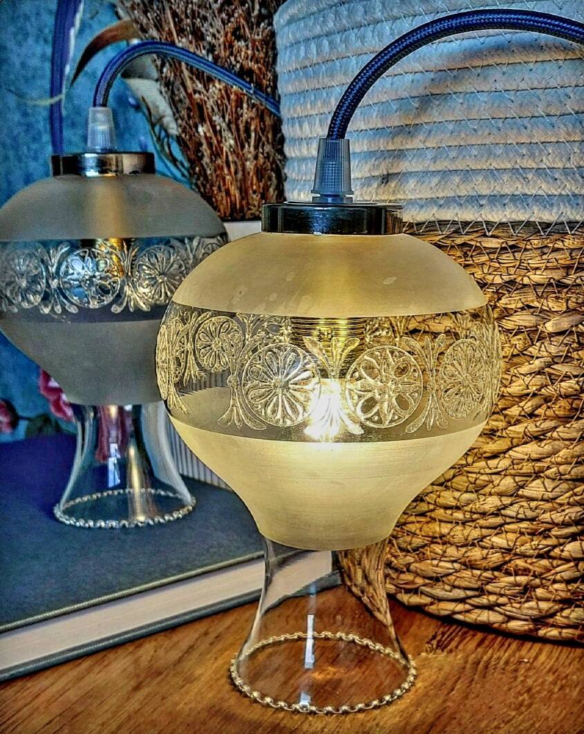 Transparent vintage portable lamp